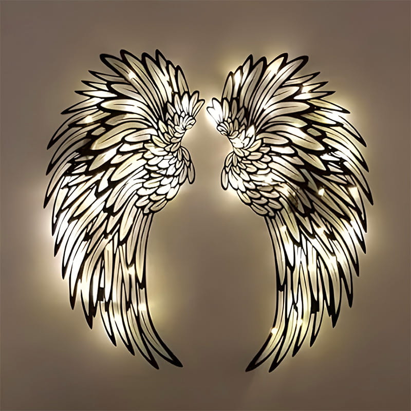 📢📢50 % RABATT!! ⏰Veggkunst med englevinger i metall og LED-lys🪽🌟