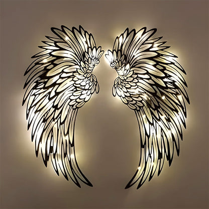 📢📢50 % RABATT!! ⏰Veggkunst med englevinger i metall og LED-lys🪽🌟
