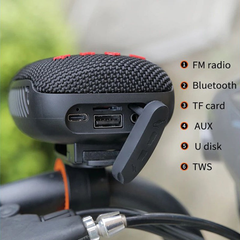 🚴‍♂️🎵 Vanntett Bluetooth-høyttaler for sykkel – IPX5, TWS-stereo, håndfrie samtaler. Sikker montering, 70 m rekkevidde. Sykle med rytmer! 🔊✨
